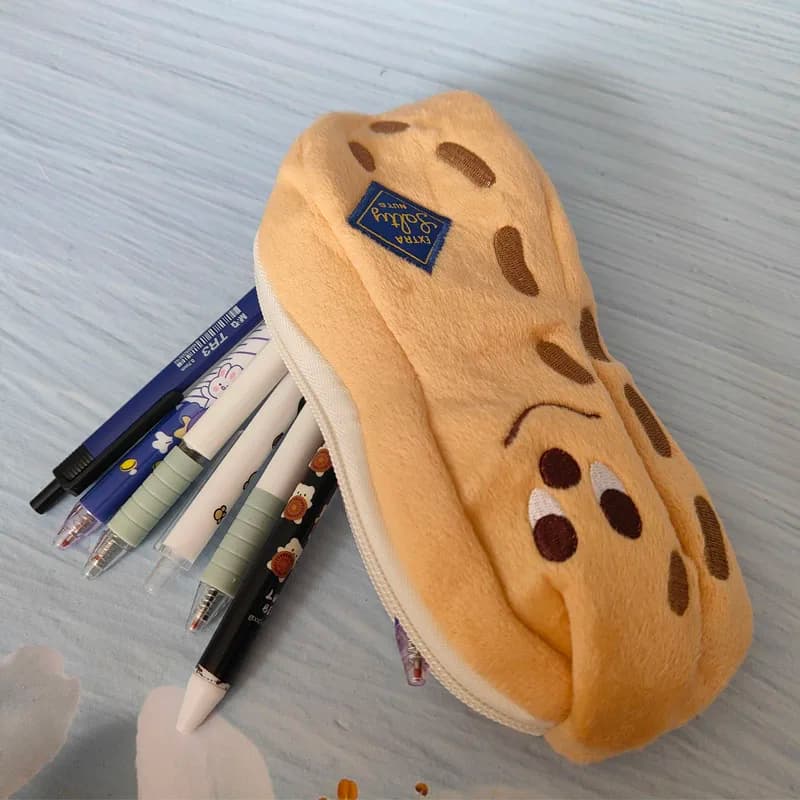 1PC sacchetto di matita di arachidi cancelleria scolastica cartone animato regalo per bambini astuccio portapenne in peluche organizzatore