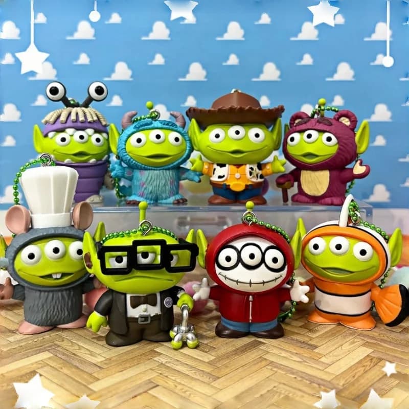 Disponibile autentico Tomy Toy Story Alien Dress-Up Collezione di giocattoli Gashapon Simpatica statuetta da tavolo Regalo di Natale perfetto