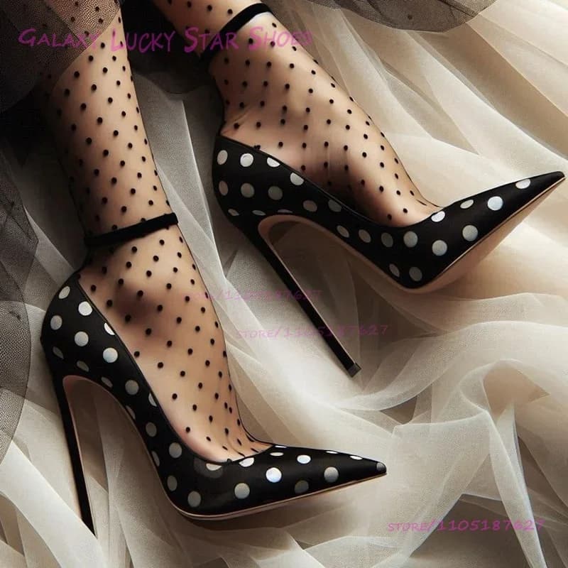 2026 Ragazze Nero Reale Bianco Macchiato Raso Pompa A Punta Stiletto Sandali Eleganti Estate 12Cm Donne Office Lady Patchwork Scarpe