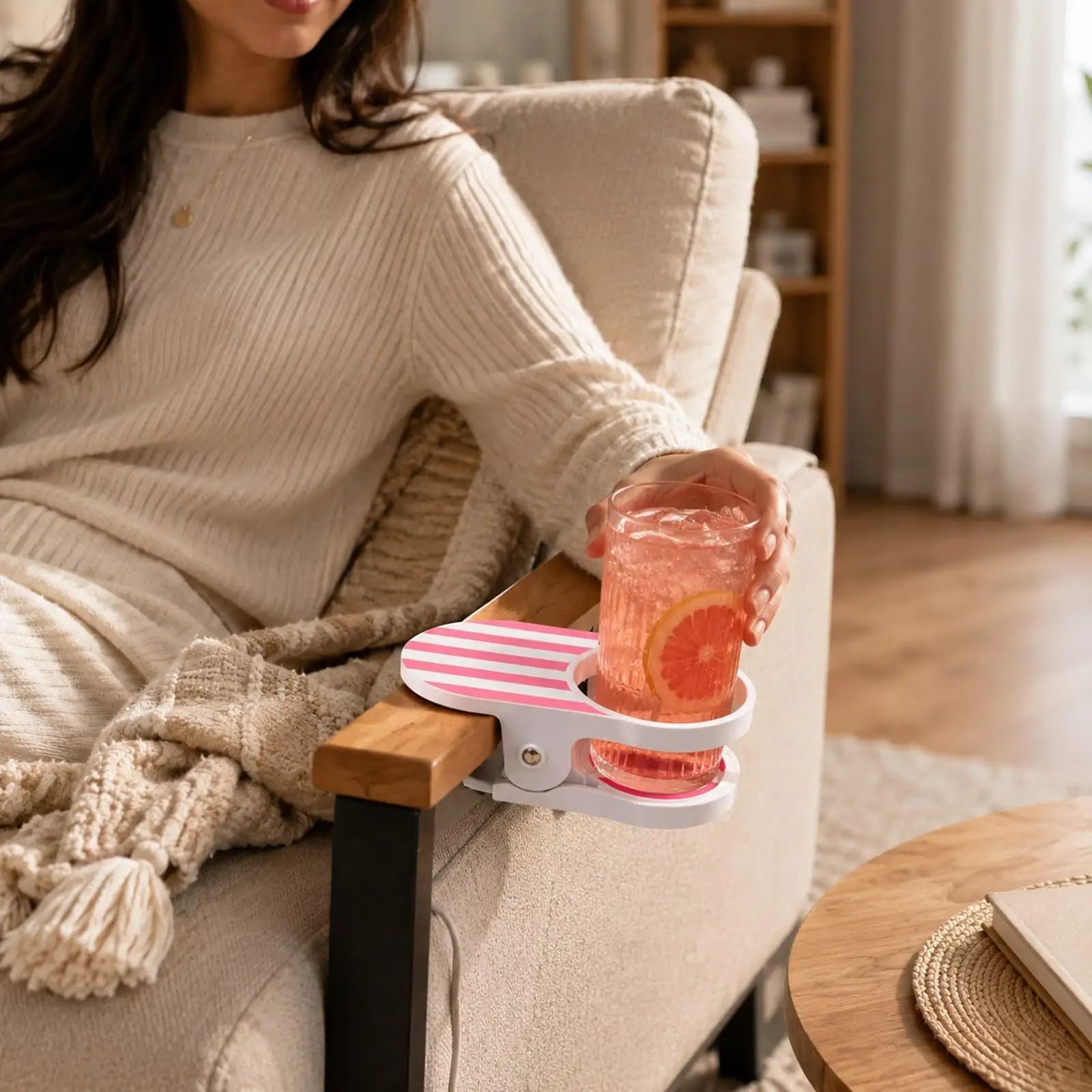 Drinking Cup Holder Clip Portable Table Side Mug Holder Coffee Mug Holder Clip for Tea Outdoor Use Home Coffee Potted Plant