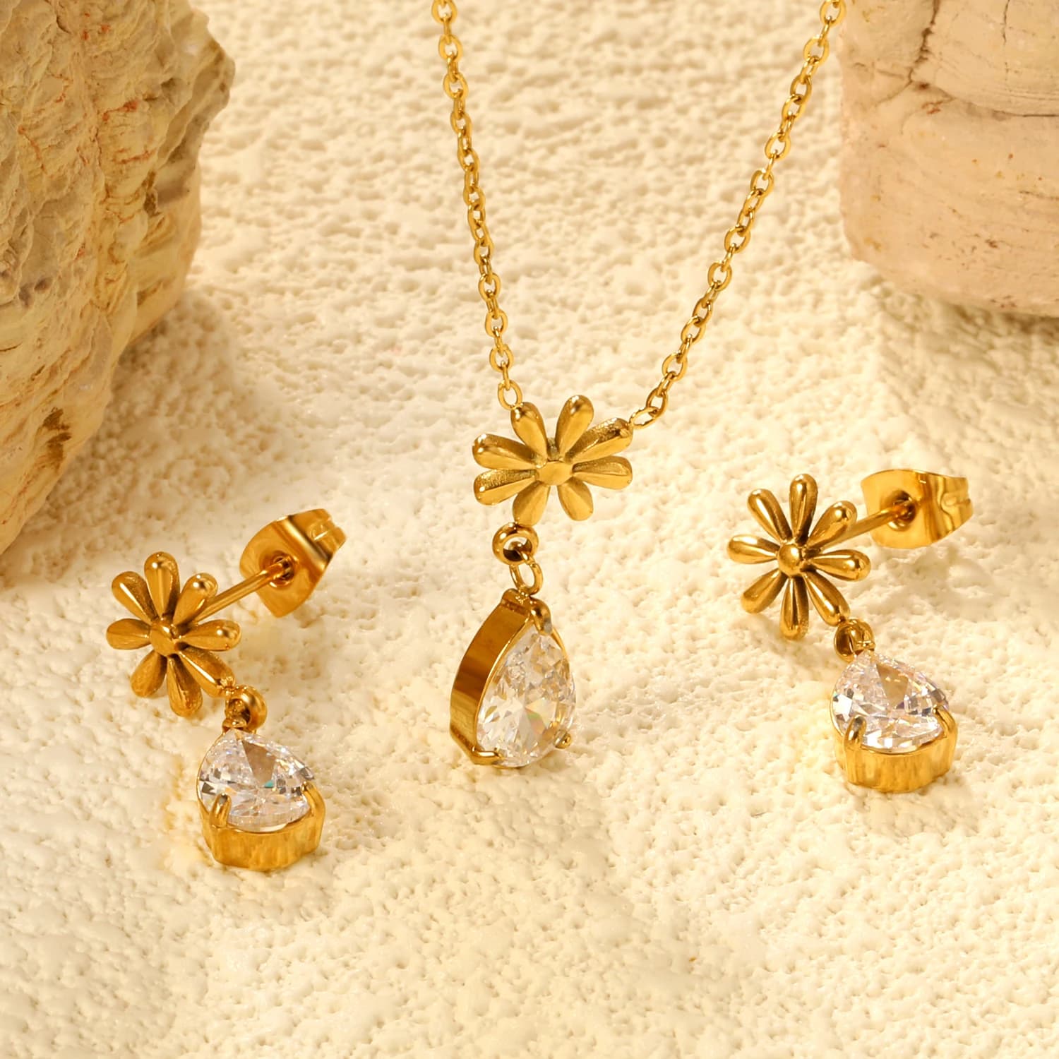 Trendy Flower Water Droplet Zircon Pendants Necklace Earring Sets Stainless Steel Wedding Jewelry Sets Party Wedding Accessories
