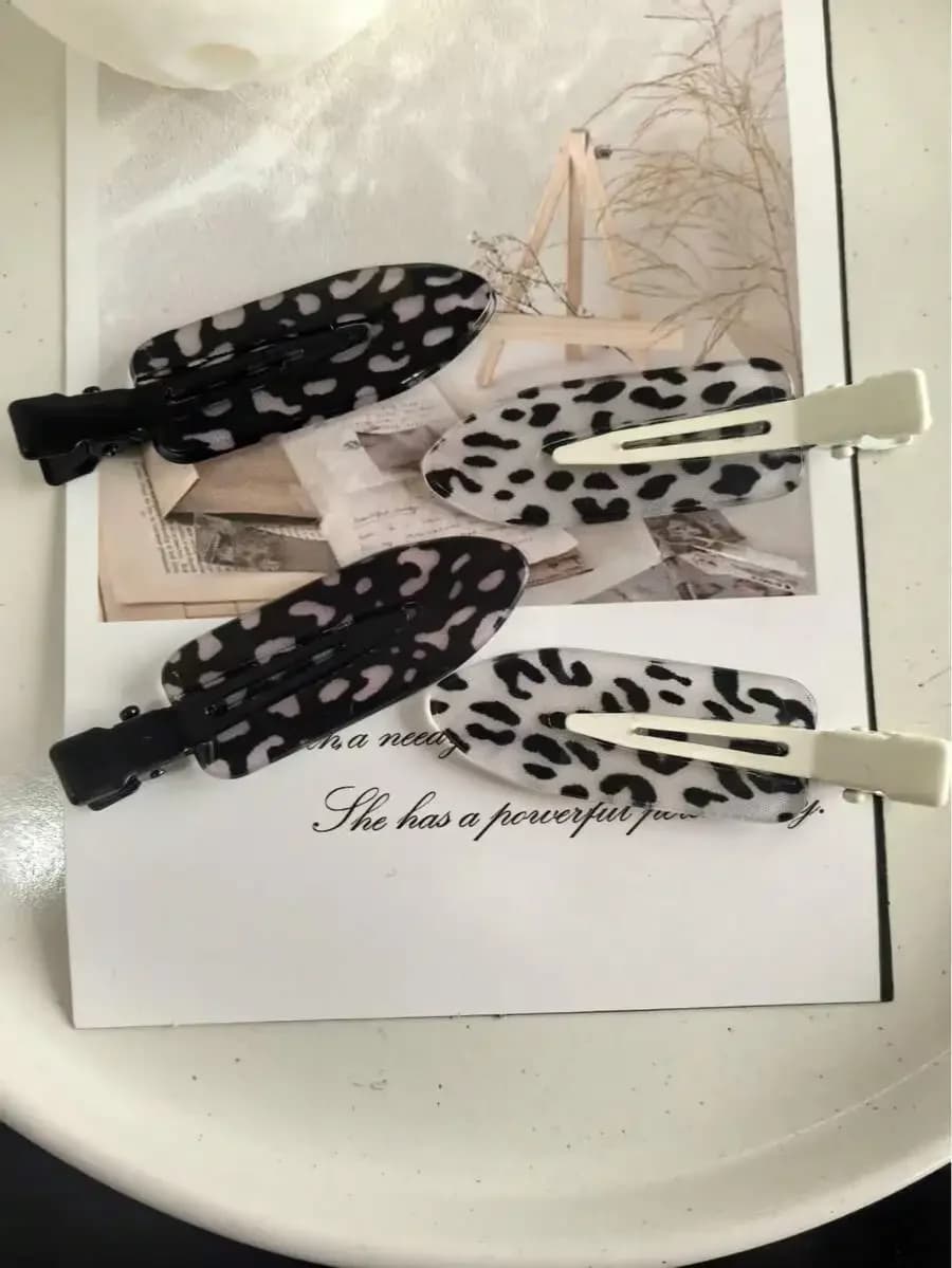 Set di fermagli per capelli con stampa leopardata per donne, accessori per capelli con frangia