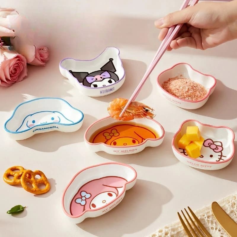 2026 Sanrio Simpatico Piatto in Ceramica Anime My Melody Kuromi Cinnamoroll Hello Kitty per Salse, Giocattoli Kawaii a Cartone Animato