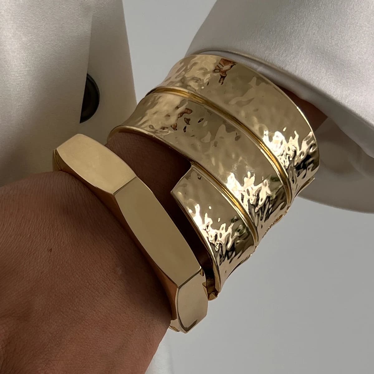 IngeSight.Z Simple Geometric Smooth Metal Bangles for Woman Men Trend Punk Spiral Hammer Texture Wide Bracelet Party Jewelry