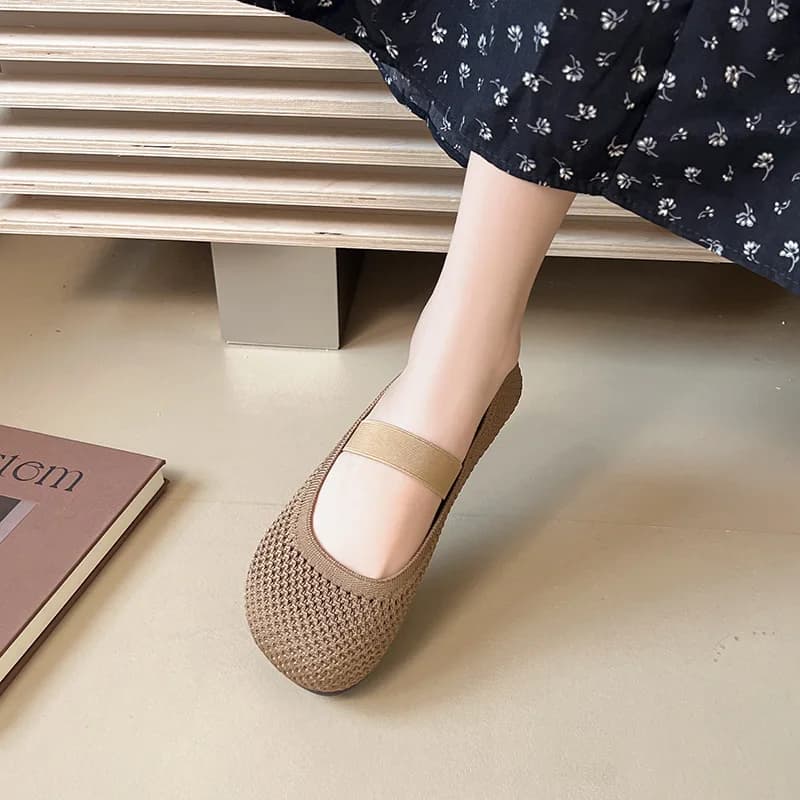 Women's Sandals Summer New Mesh Breathable Soft Sole Non Slip Casual Shoes Lightweight Comfortable Fashion Slip on Flats