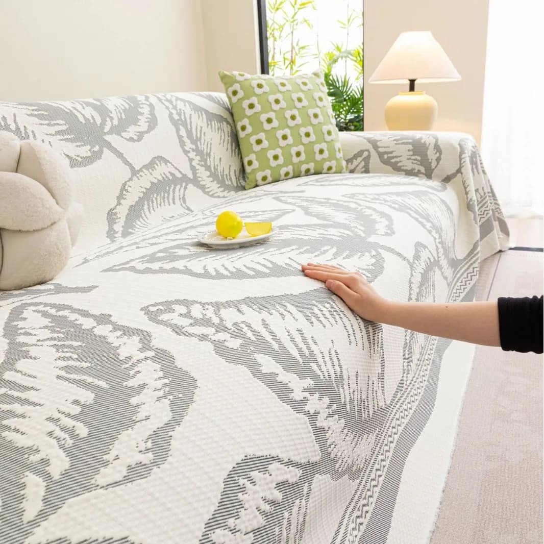 High-End Ice Silk Sofa Cover Summer New Sle Scratch Proof Cool Feeling Sofa Protector Cloth Versatile Sle Floral Pattern