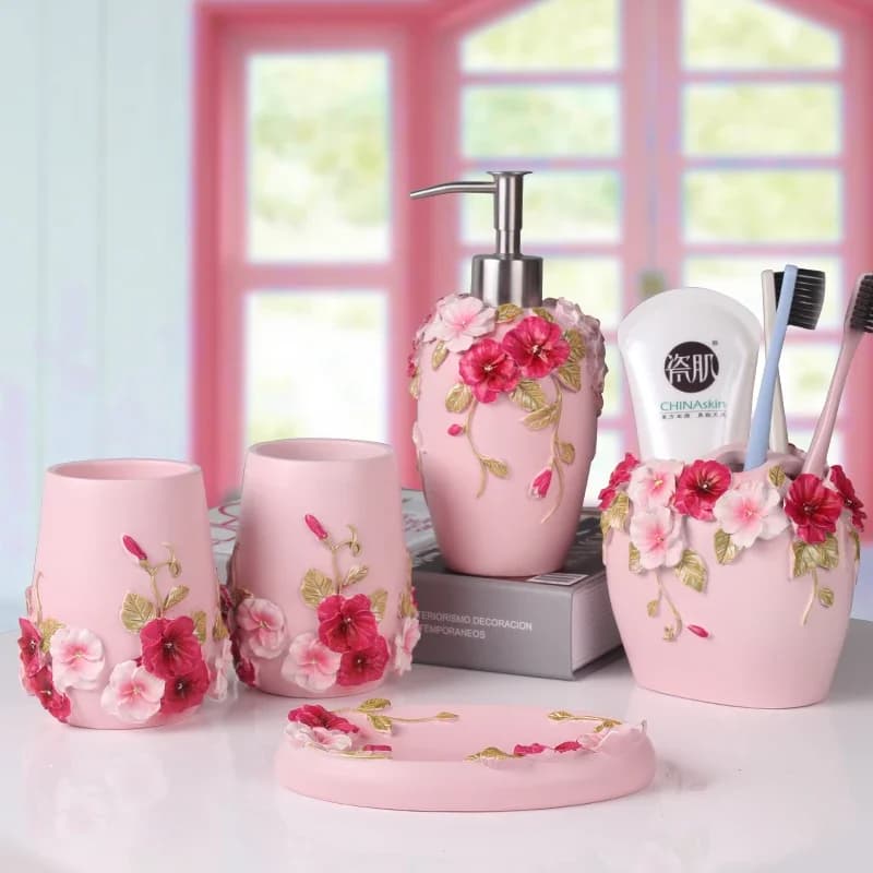 5 pz set Set da bagno Set da bagno in resina Kit di accessori Resina Rosa Decorazione della casa Strumenti per la casa Portaspazzolino Set di scatole di sapone N5J5F