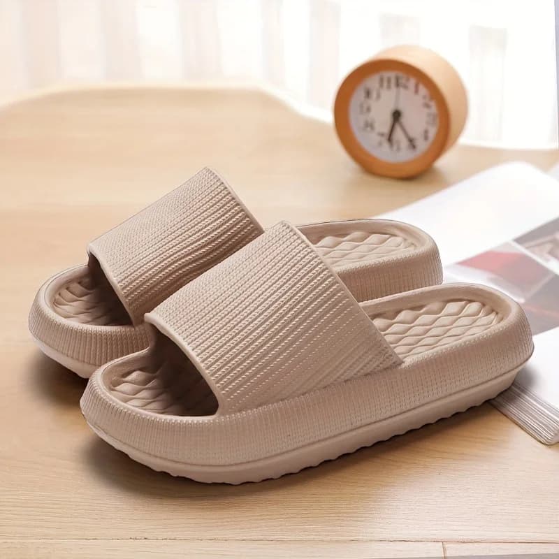Nuove Ciabatte Estive e Primaverili in EVA, Monocolore, Casual, Semplici, Comode con Suola Spessa per Uomo e Donna, Adatte per Casa, Bagno e Uso Esterno