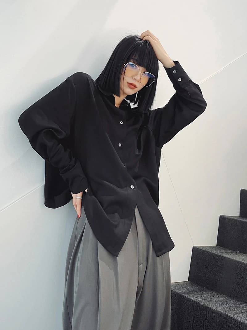 White Shirt Jacket Women Early Spring Top Outerwear Street Style Straight Cut Lightweight Long Sleeve Pure Color Button Design