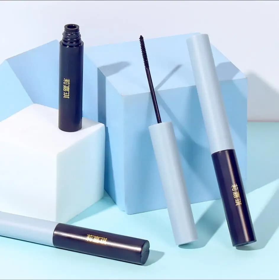 Mascara nero Testa della spazzola ultrafine Spessa Lunga Curling Allunga Impermeabile Naturale Estensione senza sbavature Ciglia Cosmetico T2110
