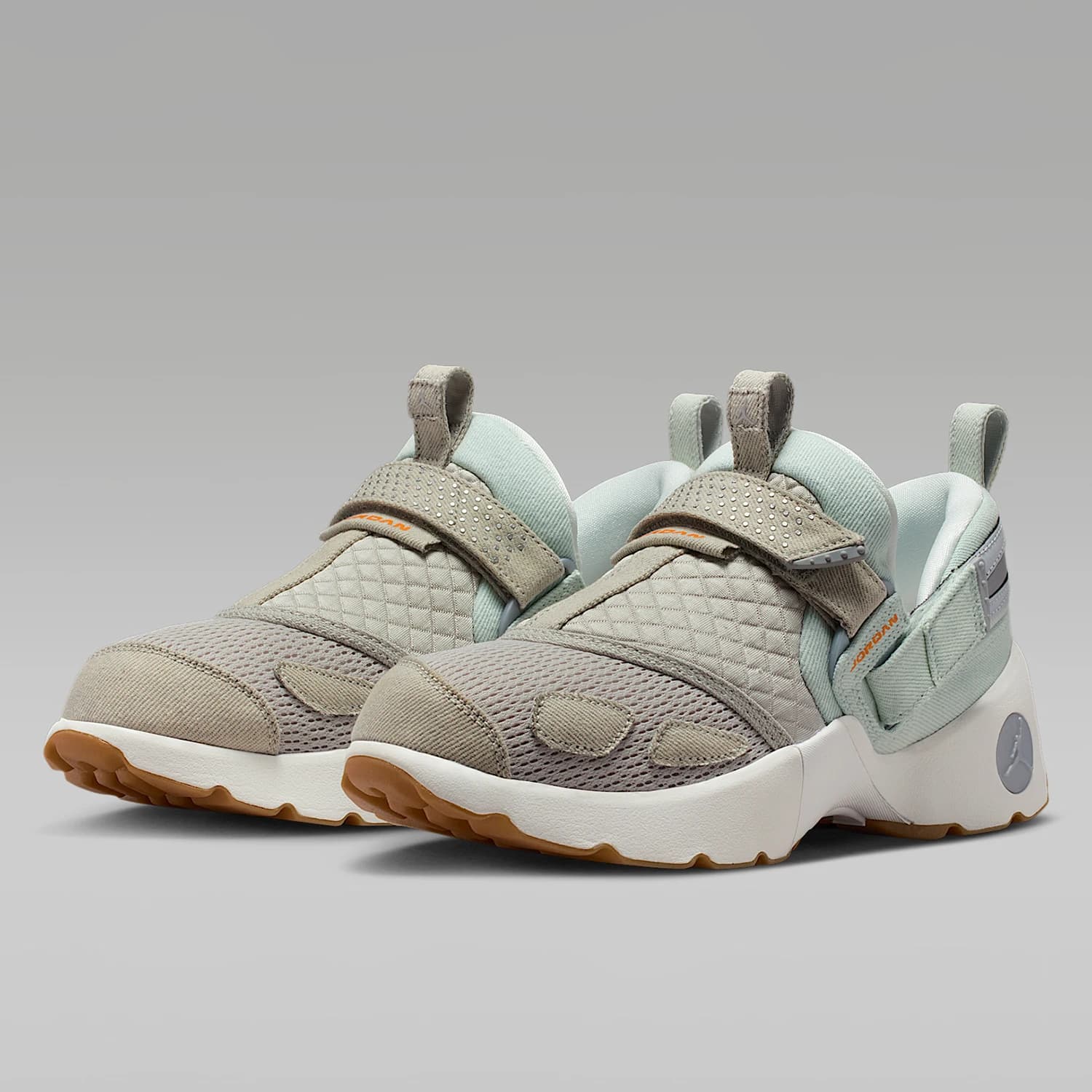 Nike Authentic JORDAN Women's Low-Top Wear-Resistant Lightweight Shock-Absorbing Sports Shoes IM6661-981