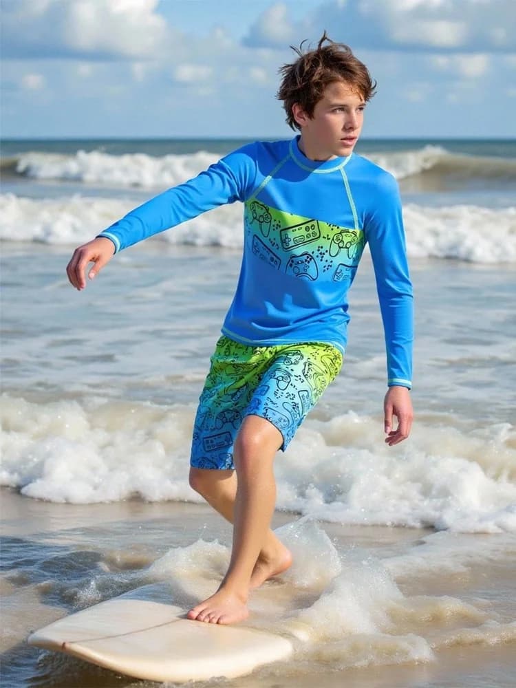 Costume da bagno per bambini 2026 Nuovo costume da bagno per bambini a maniche lunghe con stampa solida Estate due pezzi Pantaloncini da spiaggia Costume da bagno da spiaggia Nuoto