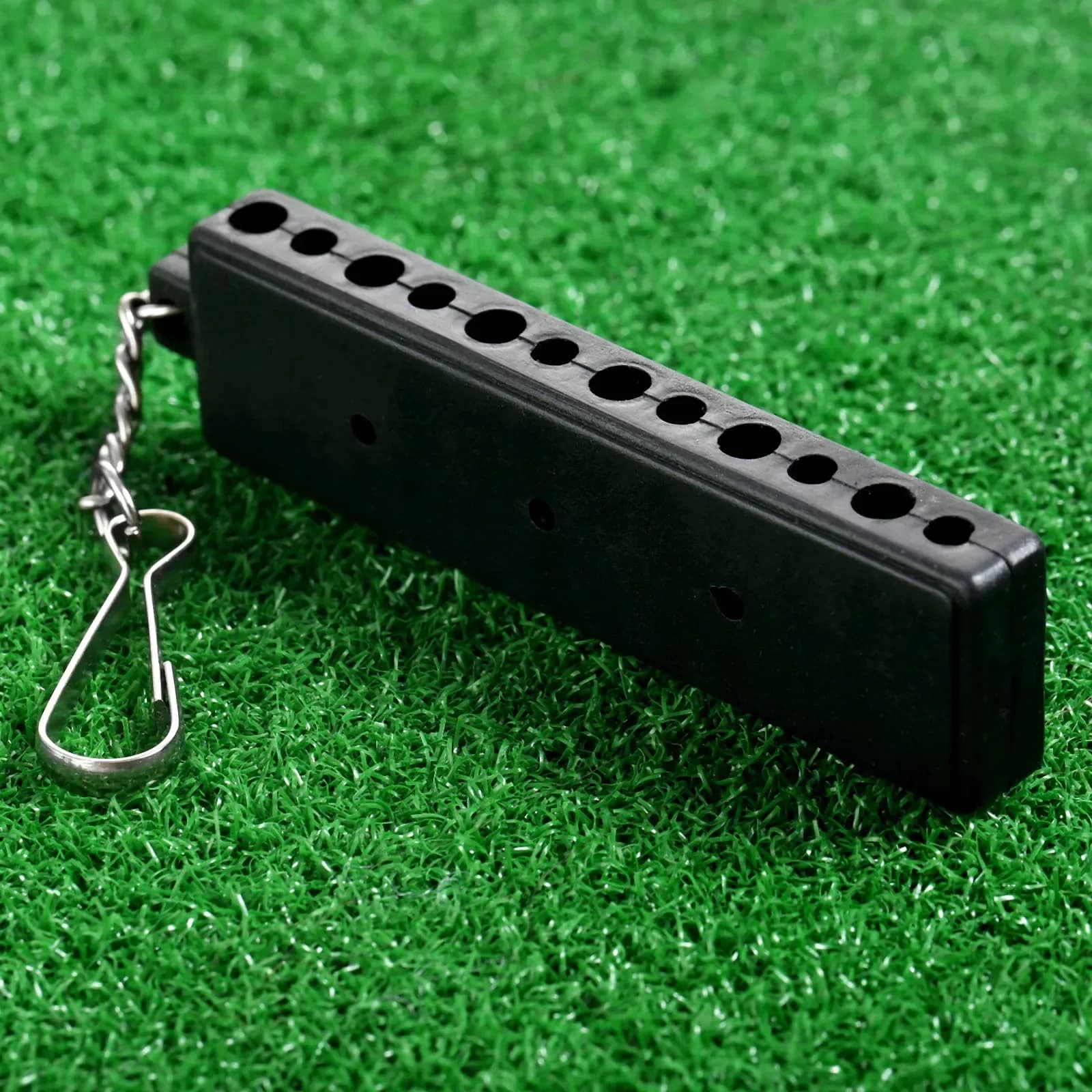1Pc Gomma Golf Tees Holder Carrier Pallina Da Golf Marker Keeper Contenitore Indispensabile 10*2.4 cm, Può Contenere 12 Tees e 3 Marcatori A Sfera