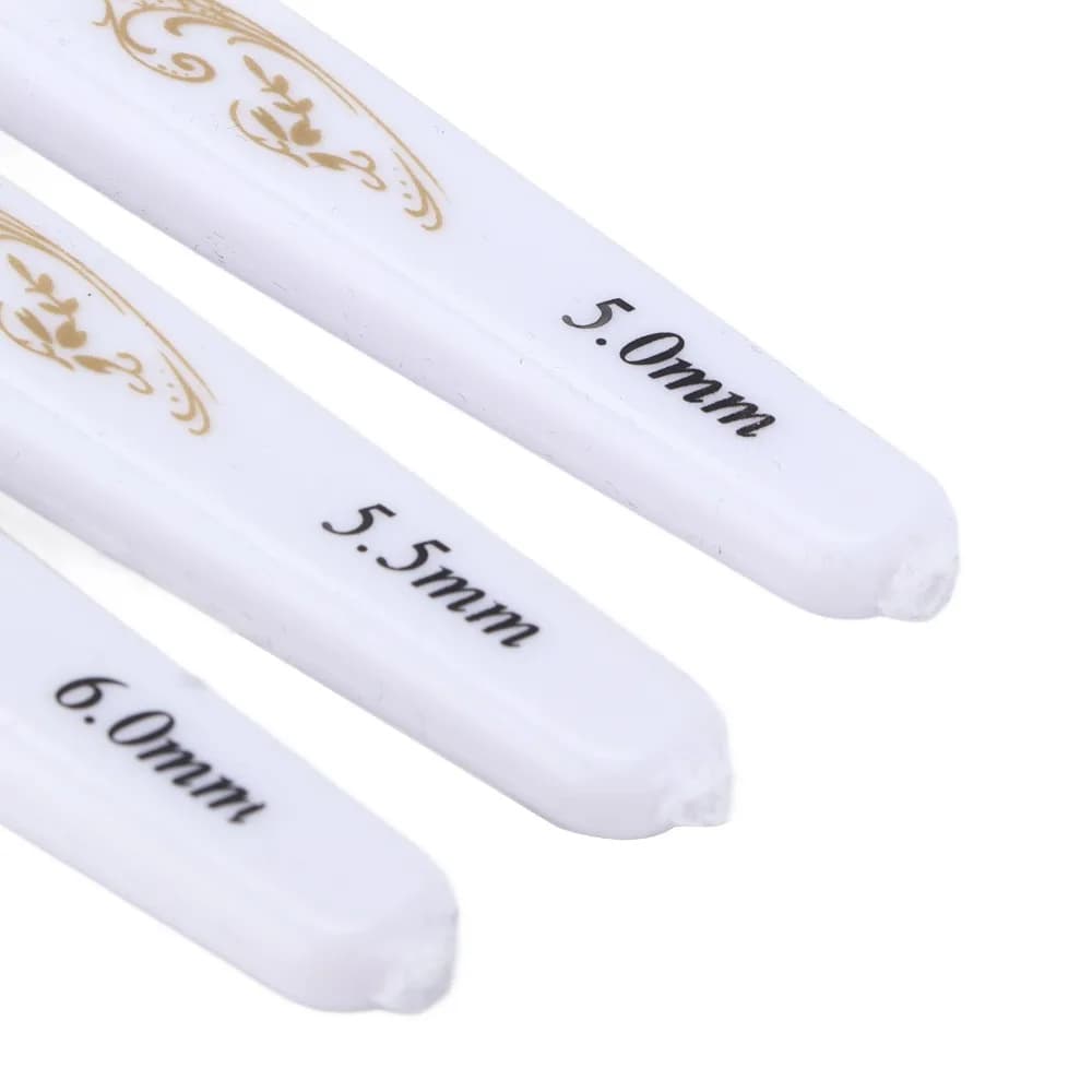 16Pcs Durable Ergonomic Handle Crochet Hooks Set With Storage Case Crochet Hook Kit Knitting Tools Set For Beginners