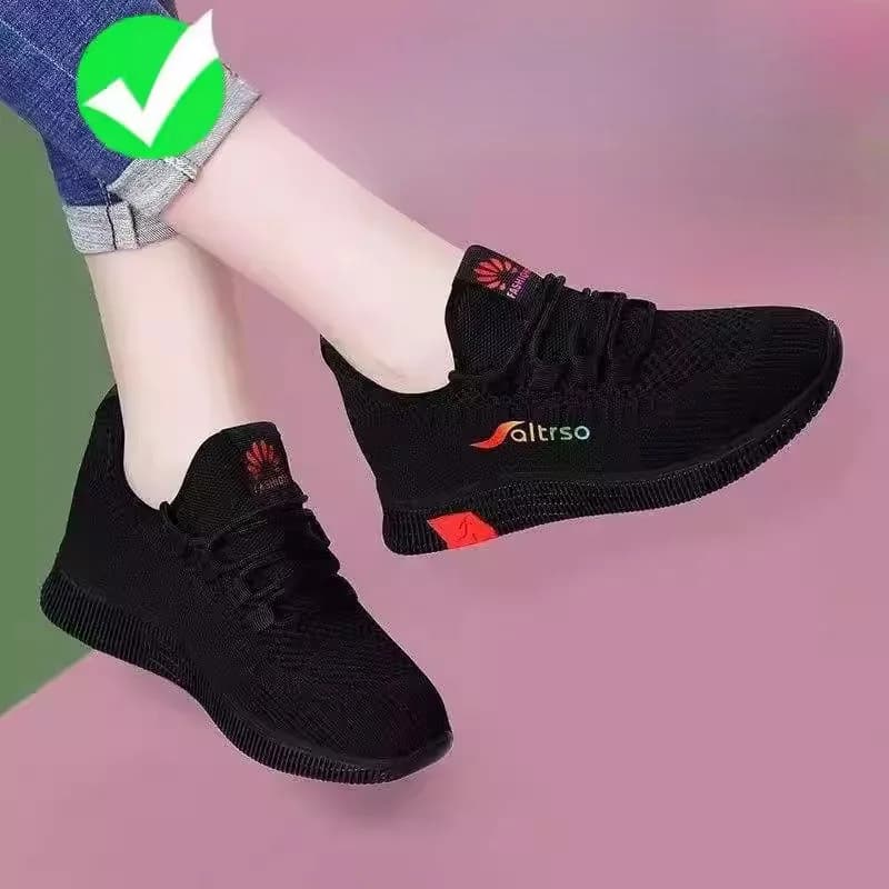 Scarpe da corsa da donna in stile coreano casual, scarpe da ballo con fondo morbido, scarpe da cucina calde, scarpe estive per il tempo libero, scarpe da mamma