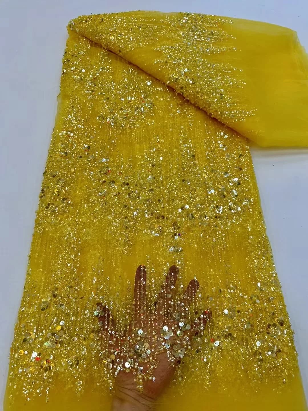 Nuovo design francese africano tulle maglia pizzo lusso giallo paillettes tubo perline tessuto di pizzo per matrimonio per abito da sera