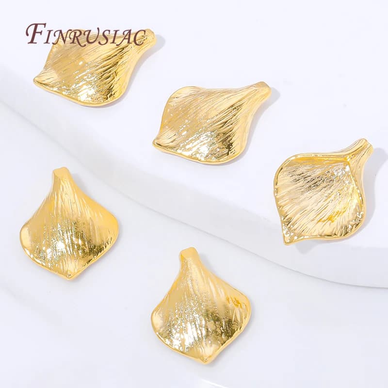 Terminali a forma di petalo di giglio Calla placcati oro 18K per creazione gioielli fai da te, bracciali e collane