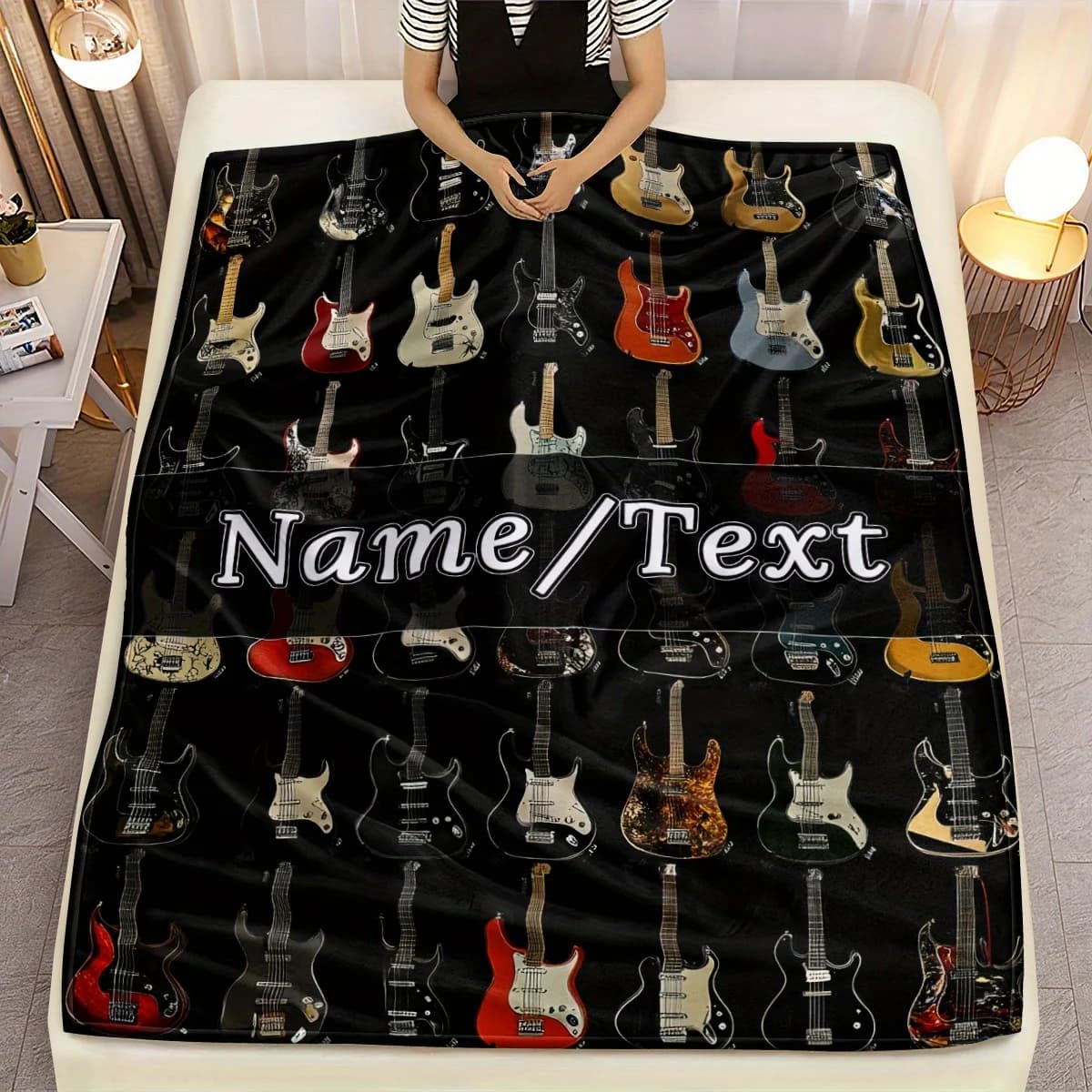 【 Soft Texture 】 Customizable guitar print flannel blanket with soft and lightweight parabolic shape, featuring a vibrant guitar