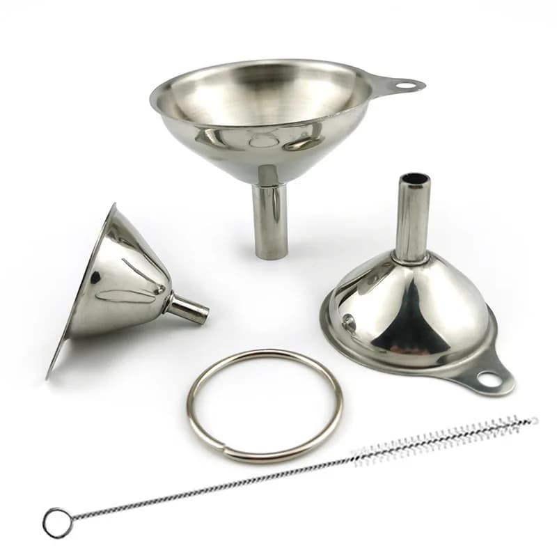 4 pezzi/set imbuti da cucina in acciaio inossidabile per riempire bottiglie piccoli imbuti per spezie olio essenziale gadget da cucina