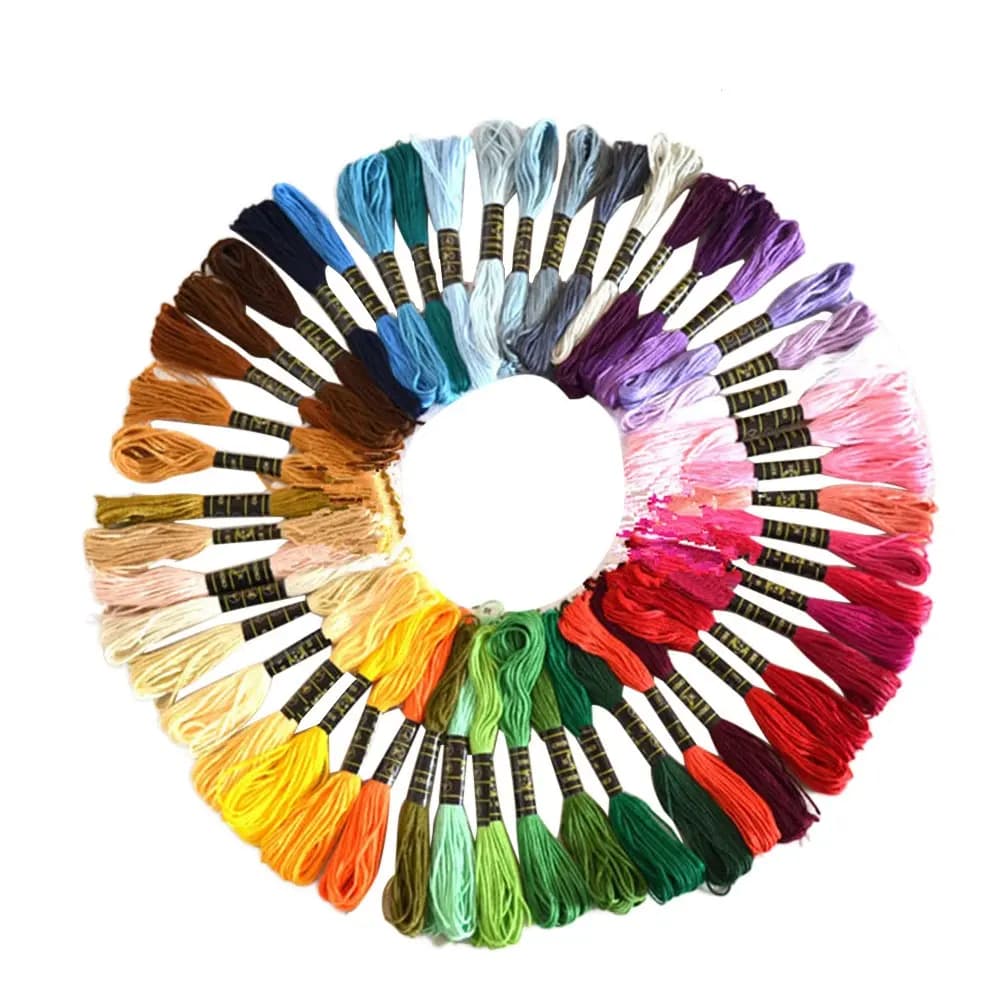 Kit di 50 Pezzi di Filo da Ricamo in Poliestere Premium, Morbido e Setoso, Resistente, Senza Pelucchi, Filo per Punto Croce per Principianti