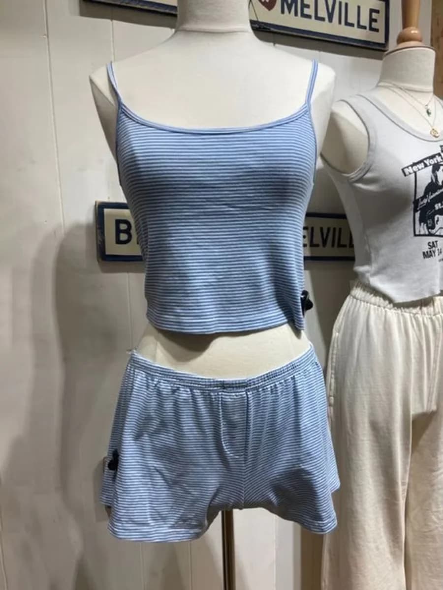 Pantaloncini senza maniche a righe blu Set pigiama da donna Top corto senza maniche estivo + Pantaloni corti dritti in vita elastica Set da 2 pezzi per la casa in cotone