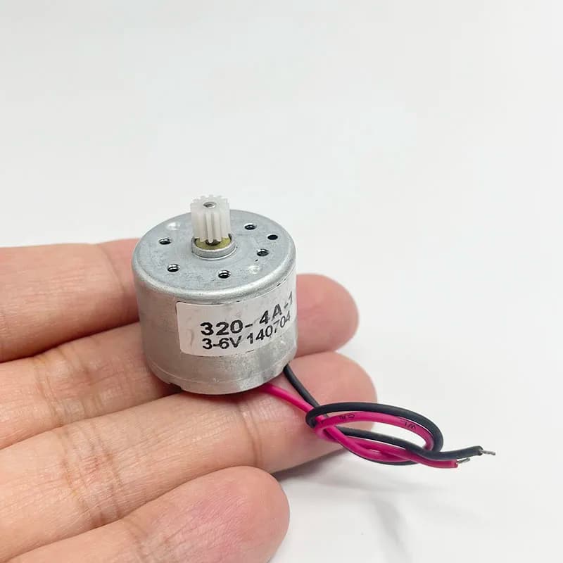 RF-320C Mini 320 Motore DC 3V 5V 6V 7400RPM Micro 24mm Motore Mandrino Rotondo 12T Ingranaggio In Plastica FAI DA TE Ventola di Energia Solare Hobby Giocattolo Modello