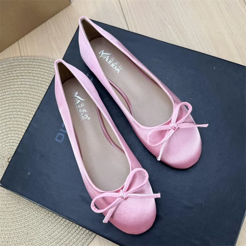 2025 Primavera/Autunno Nuovo Arco Francese Retro Testa Rotonda Scarpe da Balletto in Raso Moda Bocca Superficiale di Grandi Dimensioni Casual Scarpe da Donna Piatte