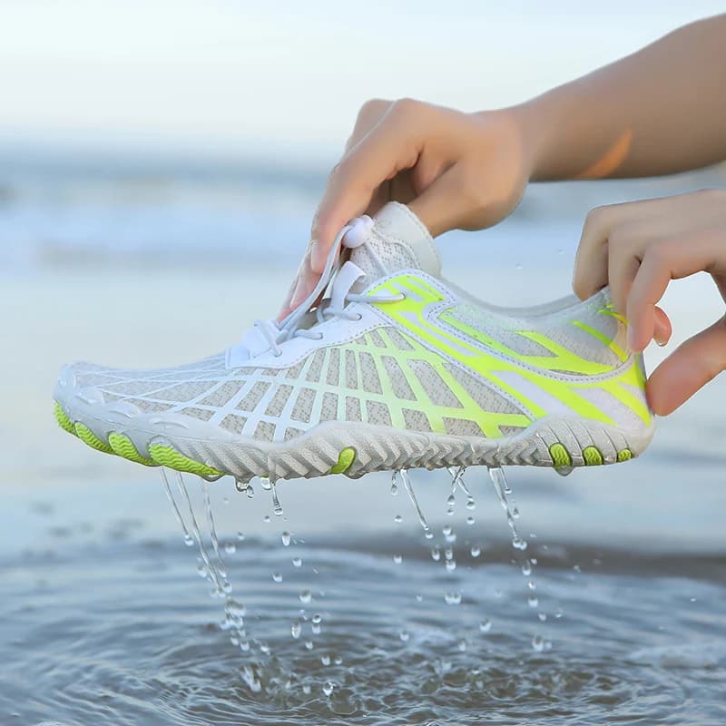 Coppia scarpe da spiaggia antiscivolo all'aperto vacanza al mare viaggi a piedi nudi Dabble surf snorkeling scarpe per sport acquatici con fondo morbido