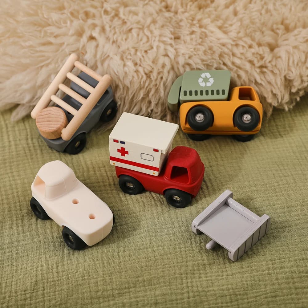 Set di macchinine giocattolo in legno e silicone – Camion della spazzatura, ambulanza, veicolo da costruzione – Combinazione libera, liscio e sicuro per i più piccoli