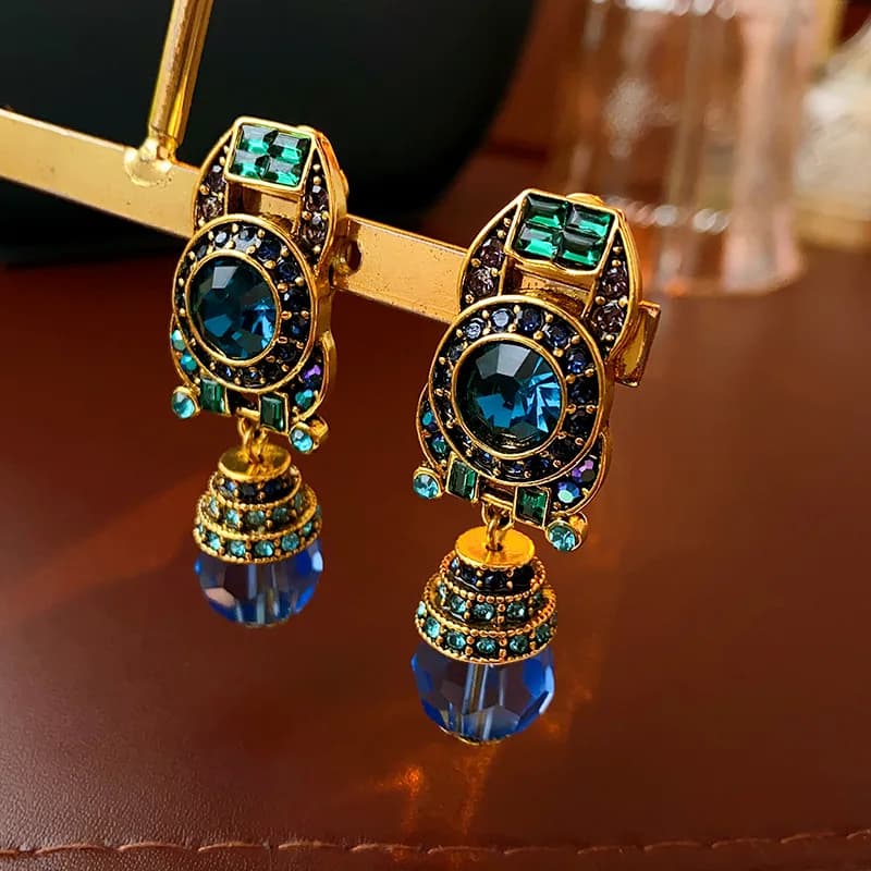 Geometric Rhinestone Bluey Crystal Earring for Women Medieval Vintage Fashion Peisonality Sparkle Charms Earring Luxury Jewelry