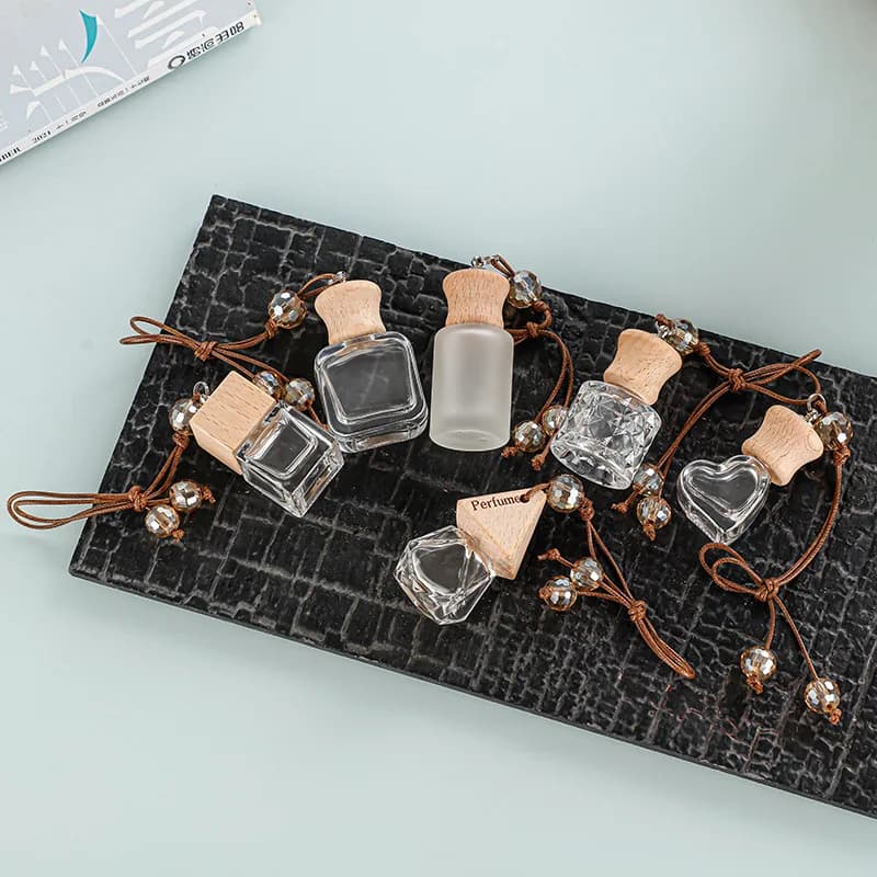 Car Hanging Diffuser Bottle Refillable Empty Glass Perfume Bottle with Wood Cap & Beaded Rope Car Rearview Mirror Aroma Ornament