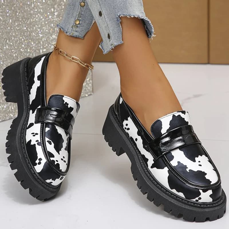 Mocassini da donna Moda Casual Zebra Stripes Mocassini Scarpe da donna Plus Size Nuova primavera Autunno Punta tonda Piattaforma Scarpe femminili