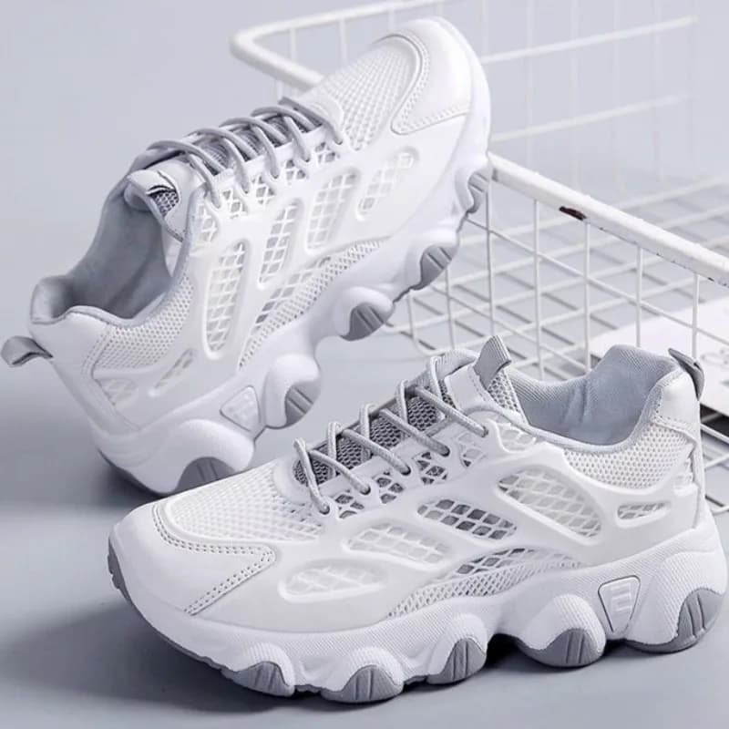 Stylish Mesh Gymnastics Shoes Breathable Outdoor Sports Fitness Women's Shoes Fashion Casual Running sneaker New comfortable shoes with plateau