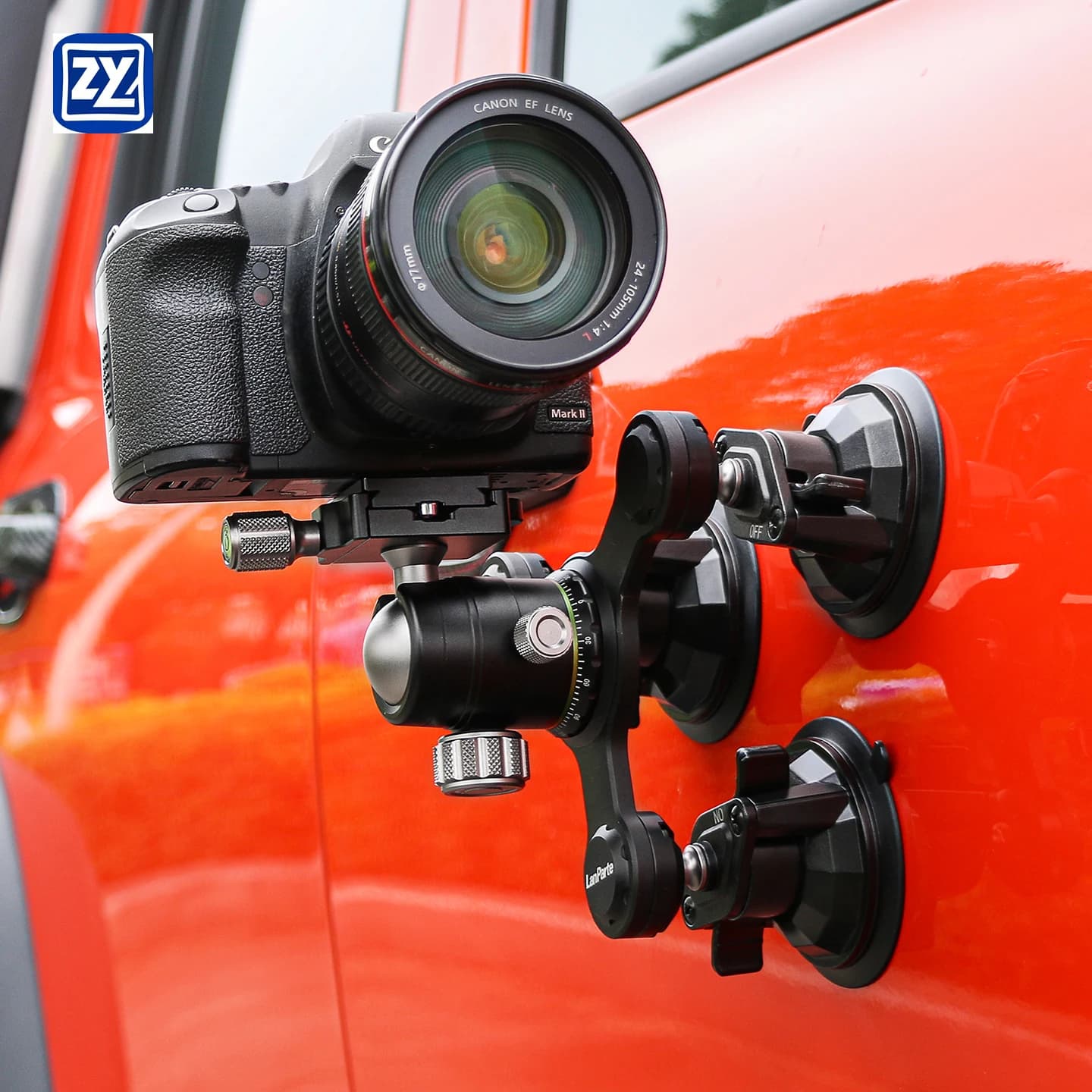 Support for Action Camera with Angle Adjustment, Triple High Resistance Suction Cup and 1/4 Pollice Screw Adapter