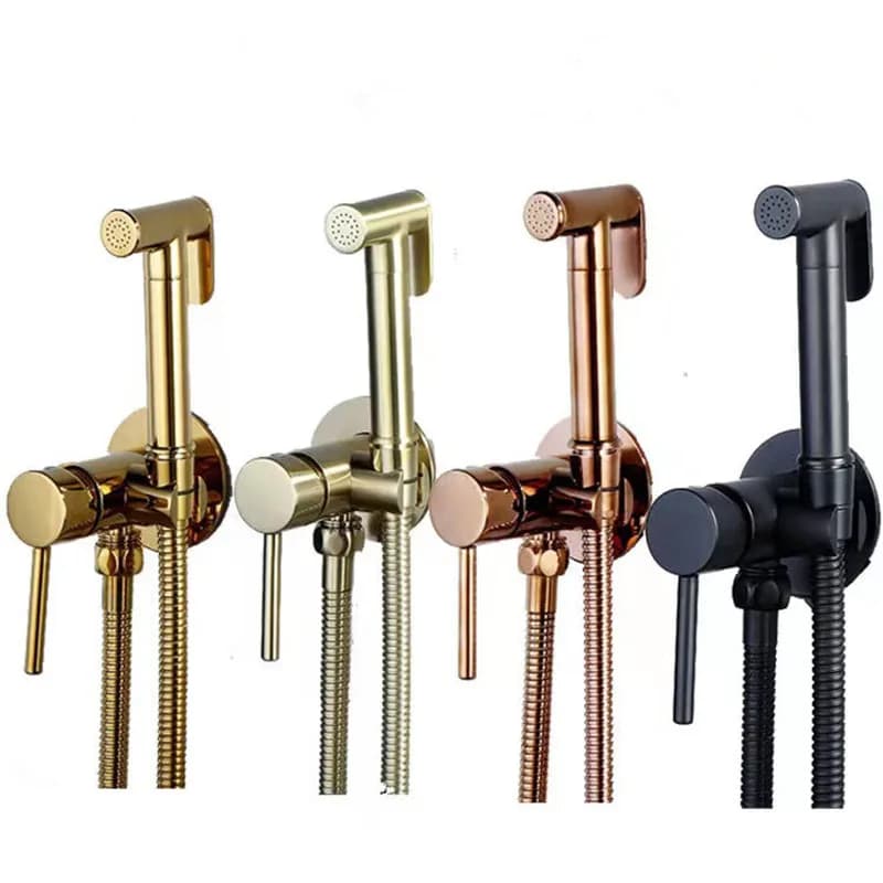 Set di spruzzatori per bidet per WC in oro spazzolato a parete in ottone nero caldo e freddo Shattaf spruzzatore per bagno doccia bidet oro