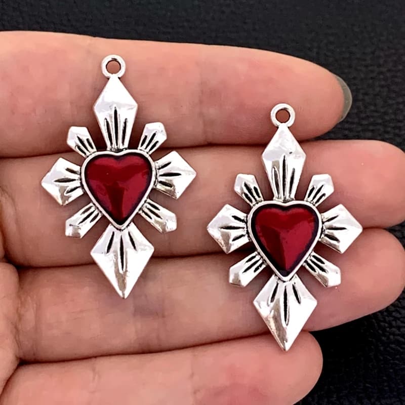 5pcs/Lot Gothic Burning Sacred Heart Charms Corazon Winged Catholic Pendants For Diy Necklace Earring Jewelry Making Supplies