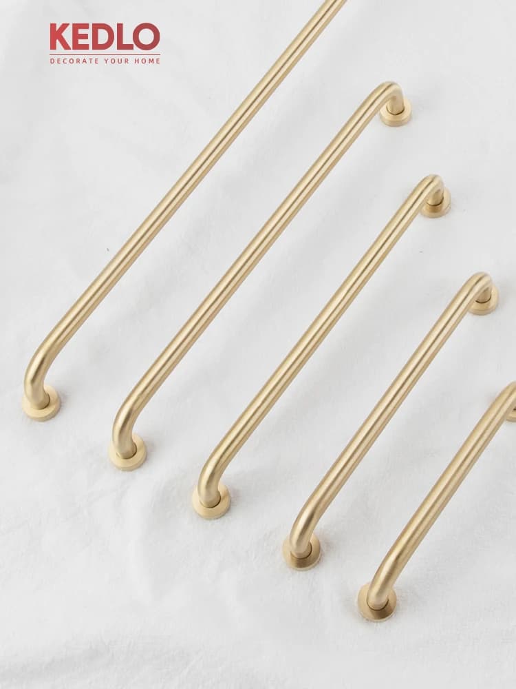 KEDLO Maniglia moderna minimalista in ottone massiccio spazzolato, lunga, per porta asciugamani da bagno, bracciolo, mobile da cucina, cassetto