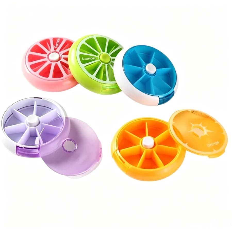 Portapillole Rotante a Forma di Fetta di Frutta, Contenitore Settimanale Portatile a 7 Scomparti, Mini Custodia Trasparente Impermeabile per Vitamine e Compresse da Viaggio