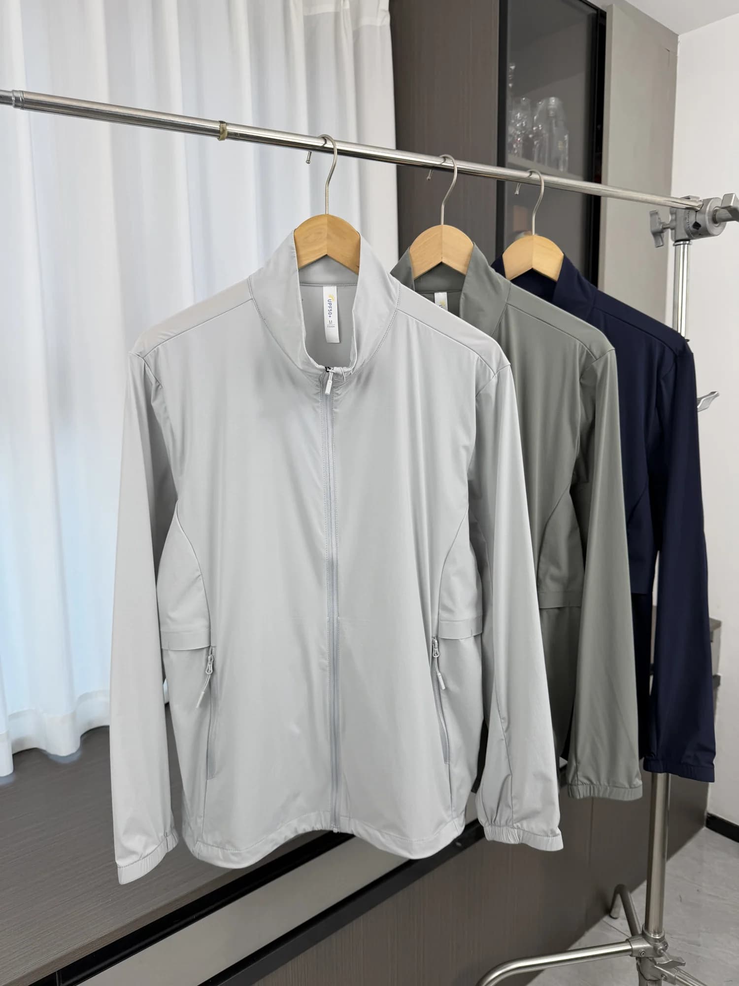 Giacca protettiva dal sole con colletto rialzato, fresca e traspirante, UPF50, da uomo, primavera estate, casual, comoda, elastica, alla moda, stile urbano