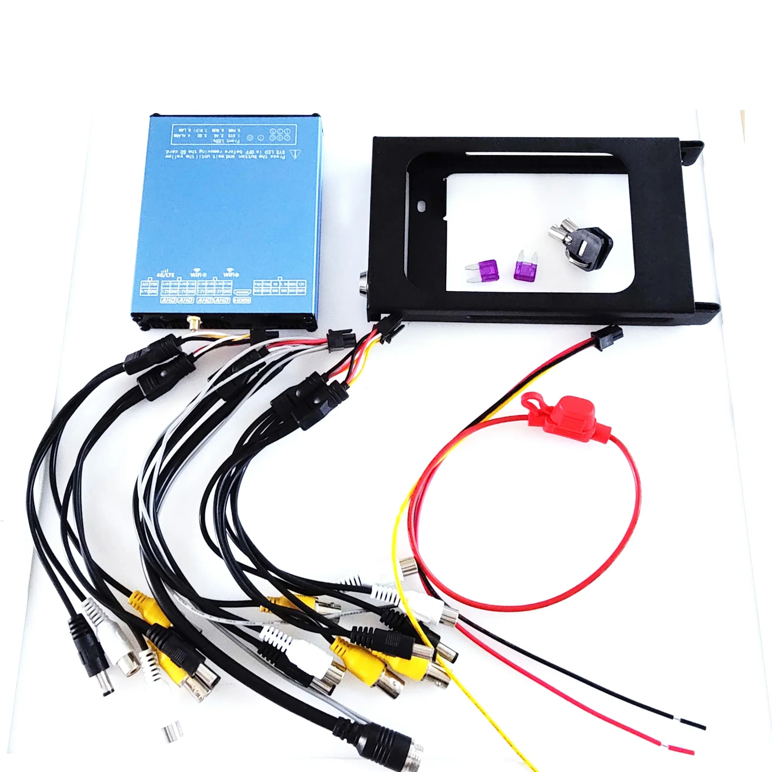 SDVR104 Videoregistratore con scheda SD a 4 canali 4CH camion auto Bus Veicolo DVR mobile supporto videosorveglianza Telecamera analogica AHD 1080P