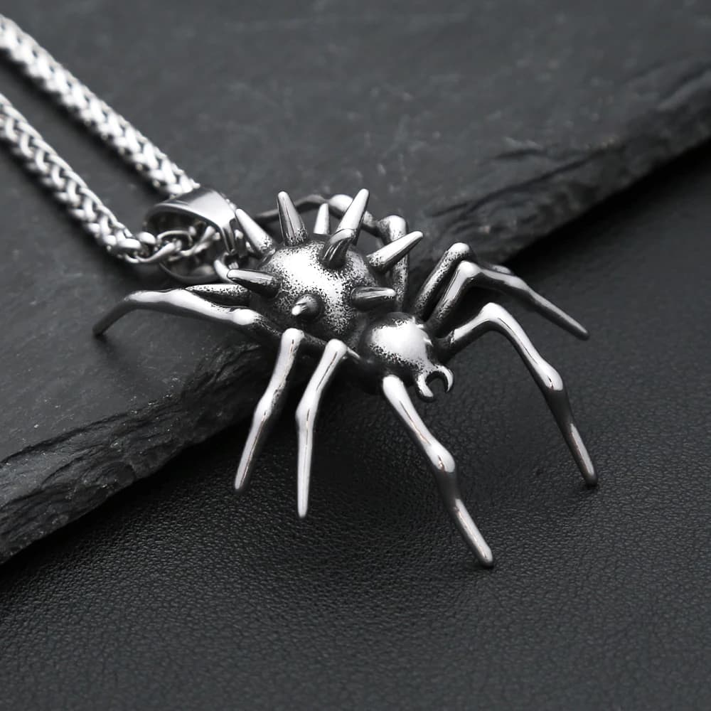 Ciondolo ragno gotico vintage in acciaio inossidabile Moda punk Collane animali unici per uomini Donne Gioielli per feste Regali di Halloween