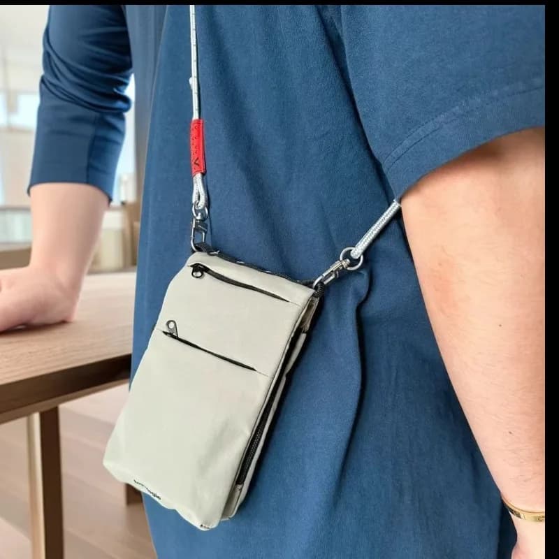 Men Slim Fit Crossbody Phone Bag Foldable Waist Pack for Travel Casual Daily Use