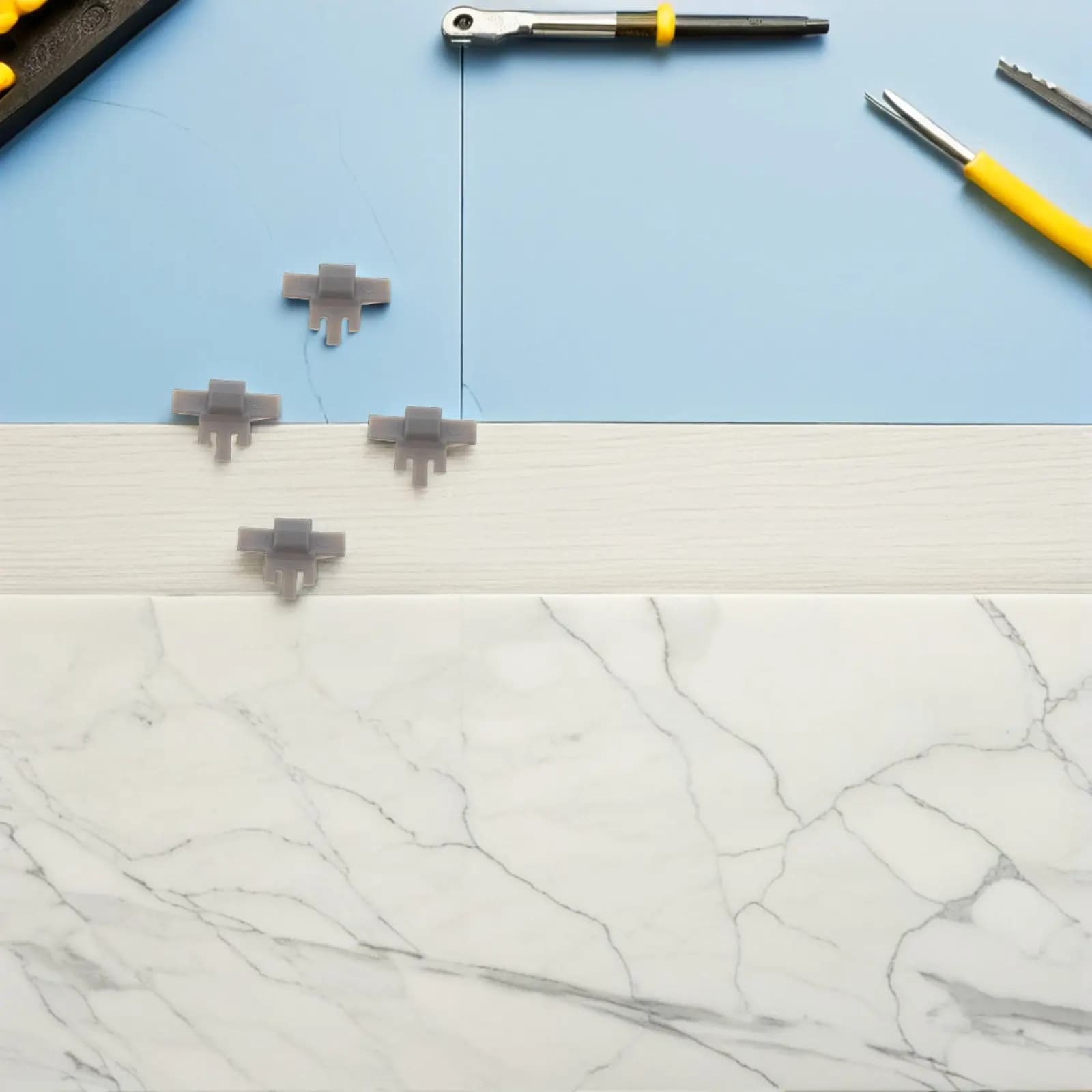 50 Pezzi Clip in Plastica per Limitatore Angolare Cerniera Armadio, Accessori per Cerniere Ammortizzate per Porte Cucina Stile Americano