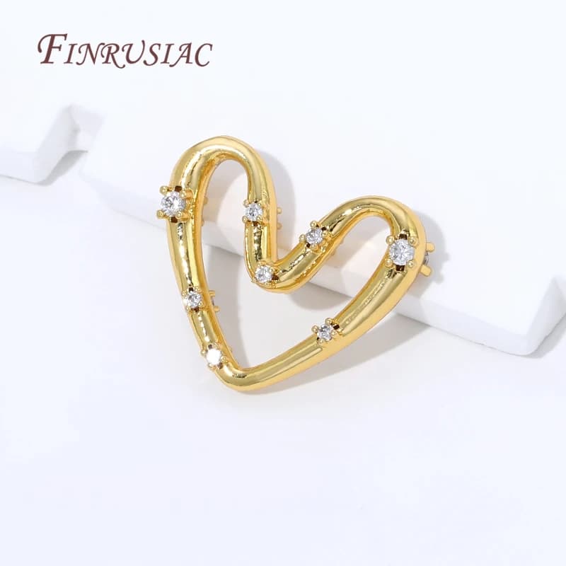 1/2/4 pezzi di connettori a forma di cuore in ottone placcato oro 18 carati con zirconi per la creazione di gioielli, accessori fai da te per collane.