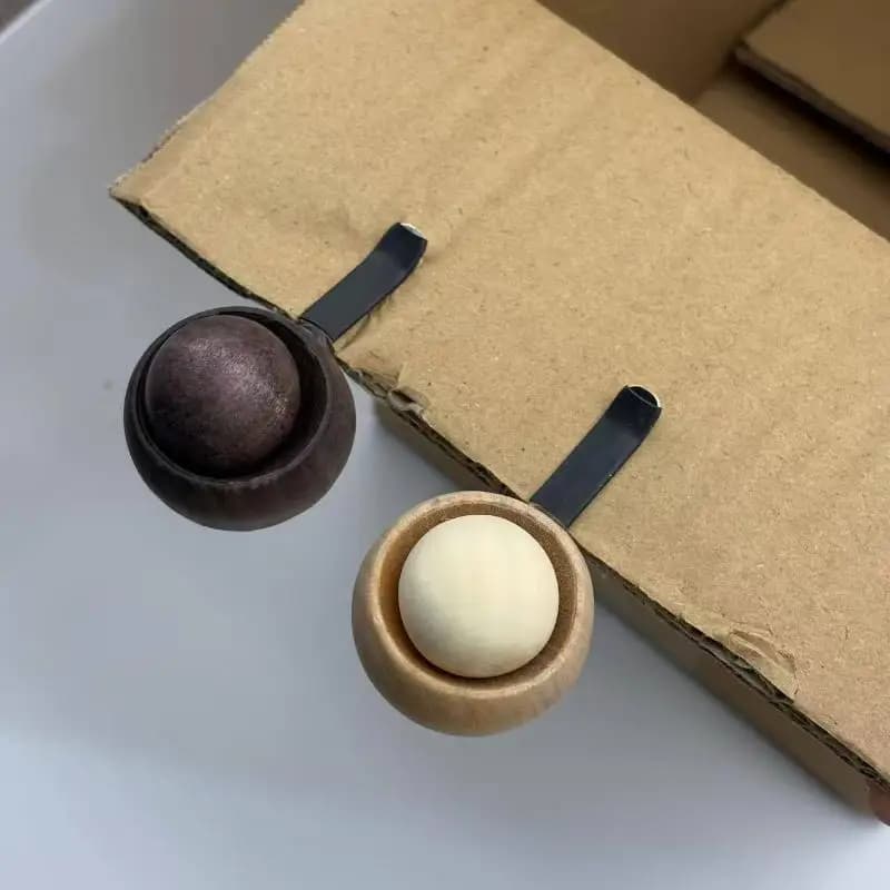 Diffusore di Oli Essenziali per Camera da Letto, Soggiorno, Bagno, Auto e Casa - Realizzato in Legno, Mini Diffusore di Fragranze Naturali Carino e Adatto