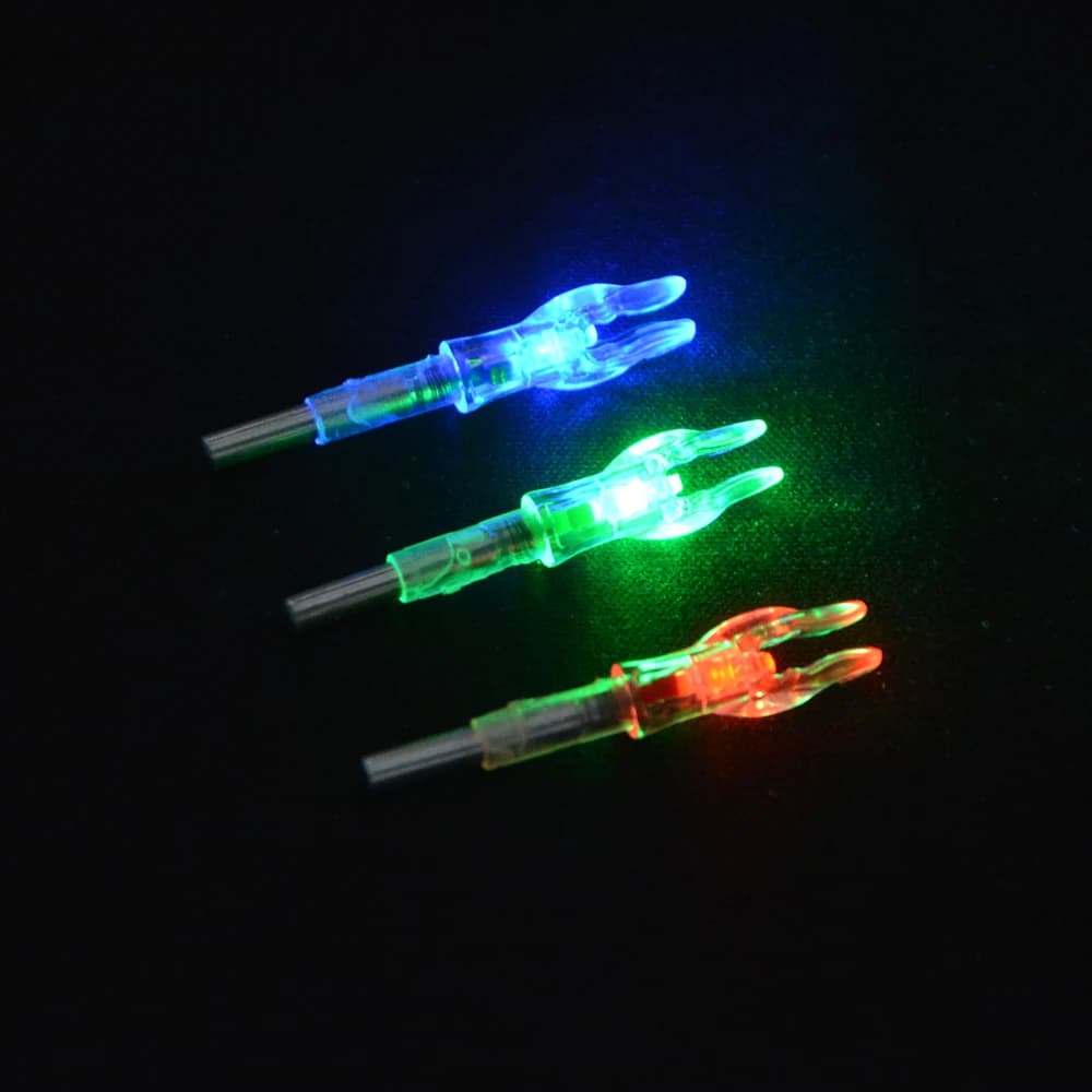 Set di 3 Nocche per Frecce LED Luminose da 4,2mm - Attivazione Automatica per Aste di Arco, Perfette per Caccia e Tiro al Bersaglio