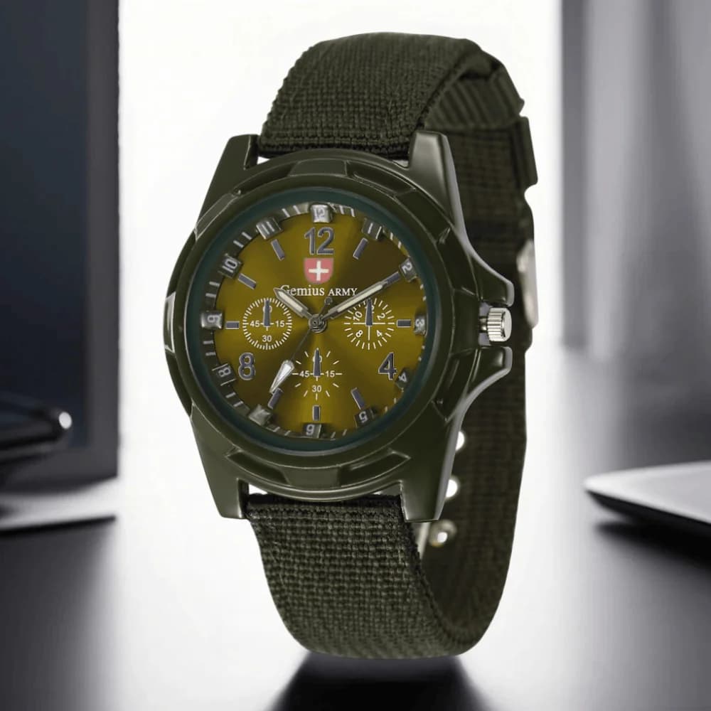 Orologi militari da uomo Orologio da polso al quarzo con cassa in lega sportiva di moda per uomo Orologio da uomo con cinturino in nylon casual Relogio Hombre