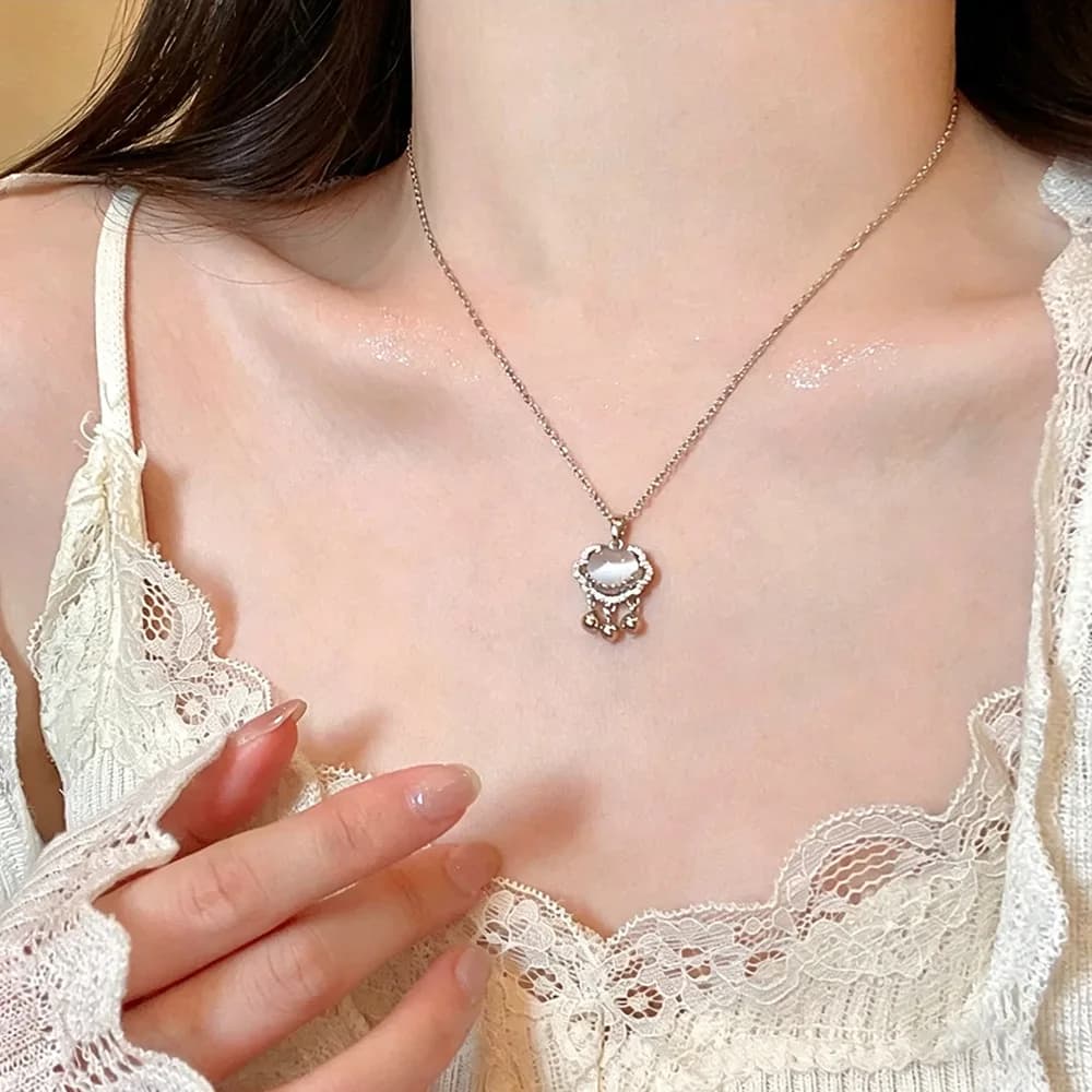 1 pezzo, collana in acciaio al titanio con chiusura di sicurezza in pietra occhio di gatto, lusso discreto, design di nicchia, catena semplice per clavicola, ciondolo versatile, accessori estivi per donna, collana in zircone argentato, catena minimalista per clavicola, gioielli eleganti da donna, collana alla moda per feste