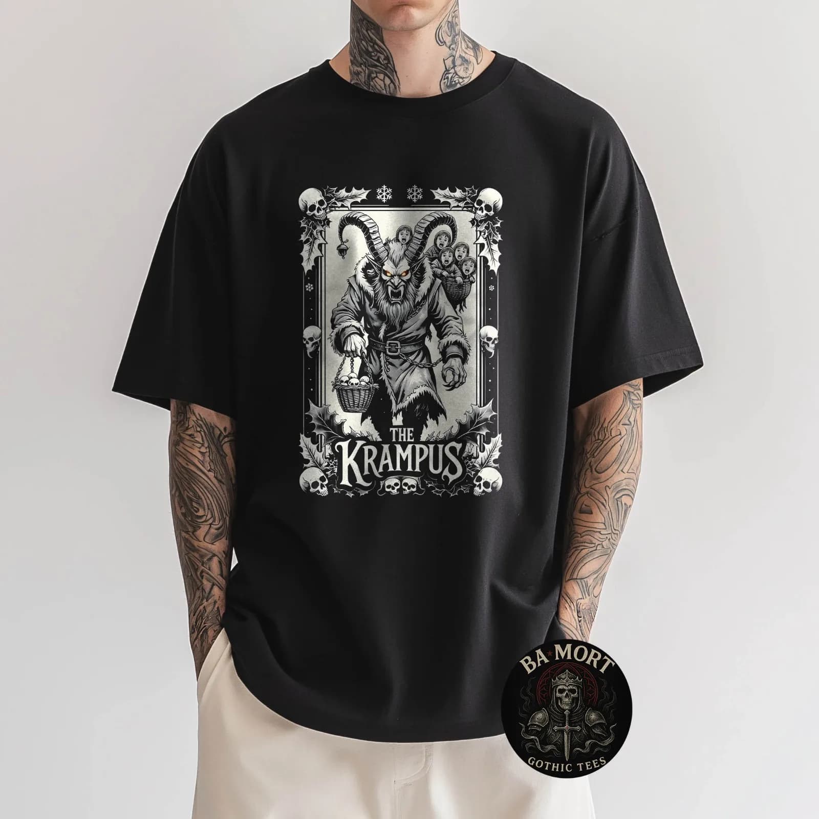 T-shirt divertente con carta dei tarocchi di Krampus di Natale gotico