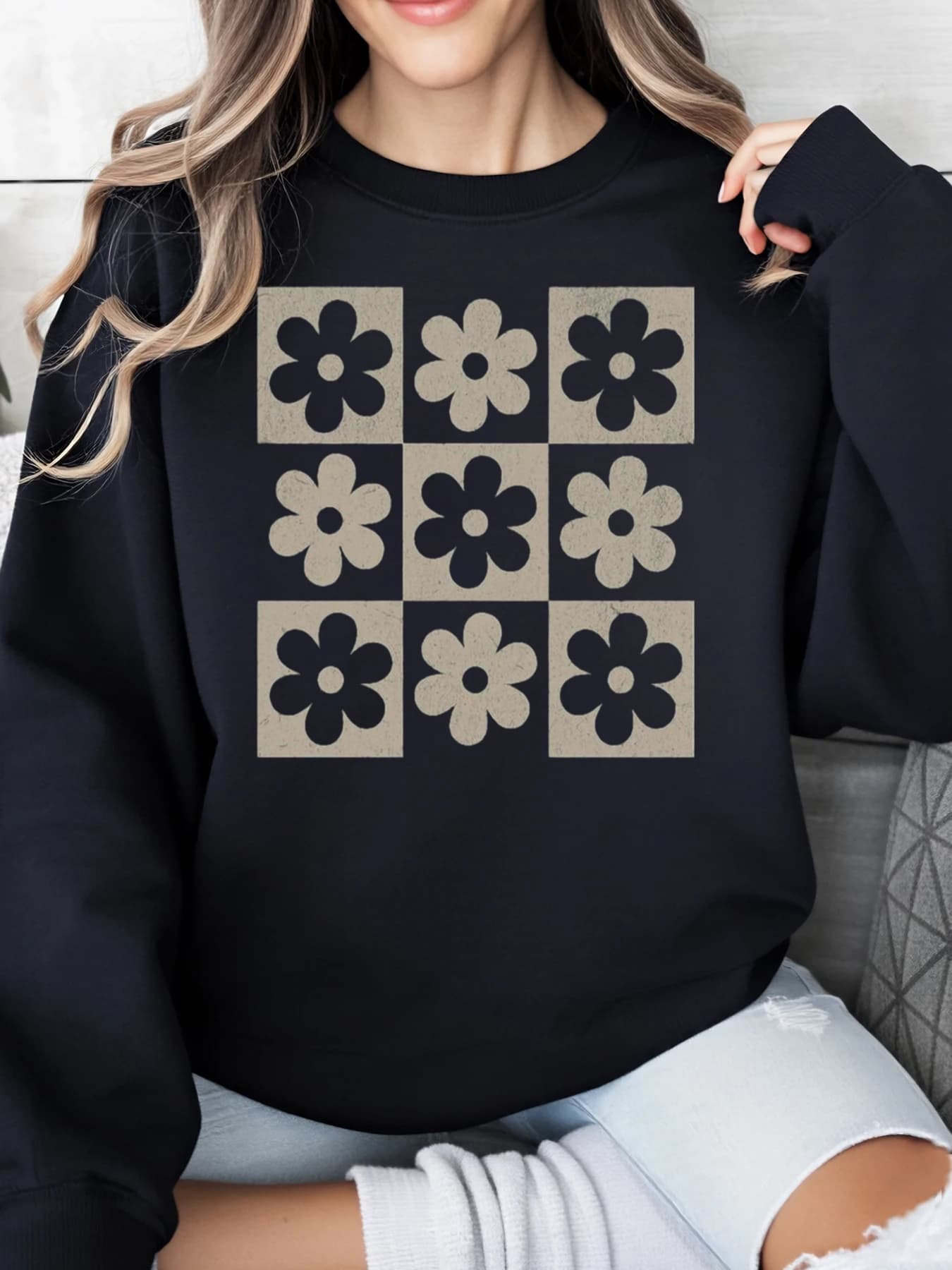 Crewneck sweatshirt with flower square pattern Halloween Women casual Clothing Black Plus Size